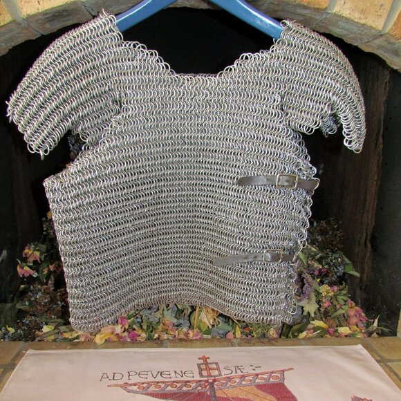 HAND CRAFTED Other - KNIGHT ARMOR CHAIN MAIL SHIRT, HEAVY HAND CRAFTED METAL; CHEST 36"-38" TEEN SIZE
